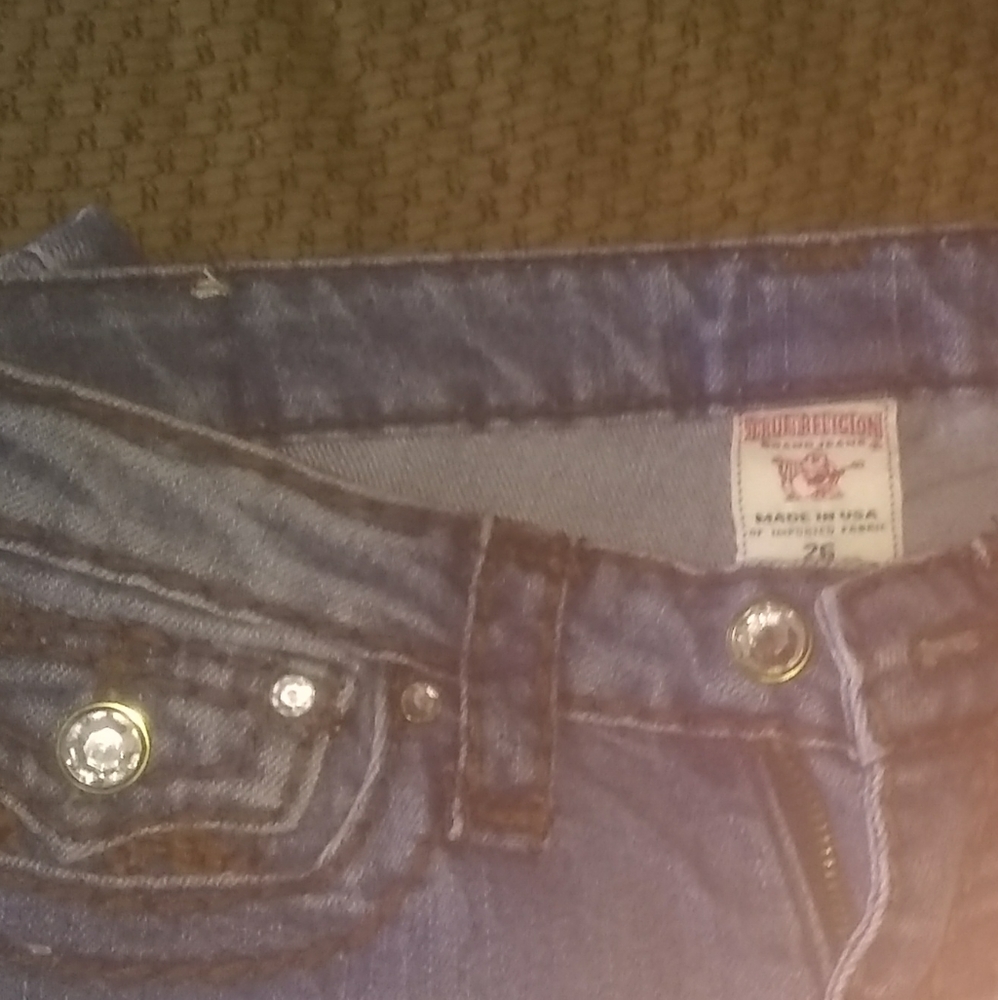 True Religion - Picture 2 of 3